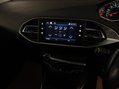 Peugeot 308 1.2 PureTech GPF Allure Euro 6 (s/s) 5dr 24