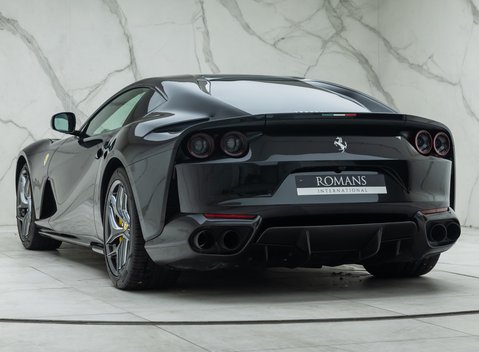 Ferrari 812 Superfast 7
