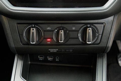 SEAT Ibiza TSI FR 35