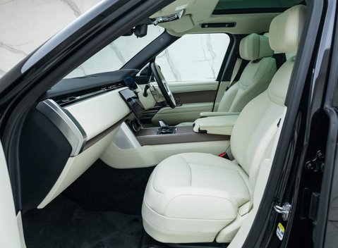 Land Rover Range Rover P530 First Edition 15