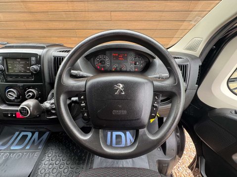 Peugeot Boxer 2.2 Boxer 335 Professional L3H2 Blue HDi 24