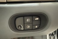 Jaguar XK 4.2 V8 Convertible 32