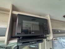 Auto-Sleepers Warwick Duo 2 Berth|2 Belt|Kitchen|Awning|AUTOMATIC|VANLUX 13