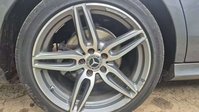 Mercedes-Benz E Class 2.0 E220d AMG Line Saloon 4dr Diesel G-Tronic+ Euro 6 (s/s) (194 ps) 29