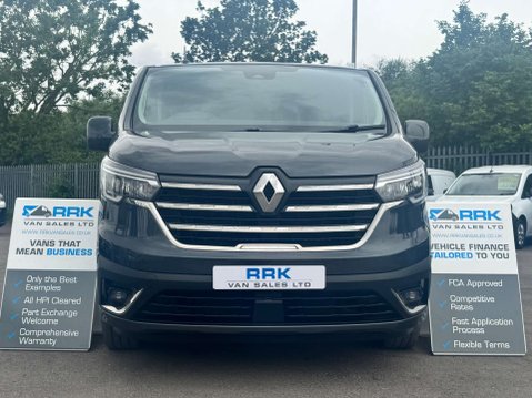 Renault Trafic 2.0 dCi Blue SL28 Sport Panel Van 5dr Diesel Manual L1 H1 Euro 6 (s/s) (130 7