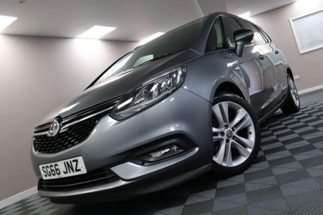 Vauxhall Zafira SRI 32