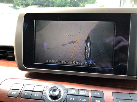 Nissan Elgrand 3.5 V6 Automatic Highway Star 4 berth Camper van with pop up roof 57000m 12