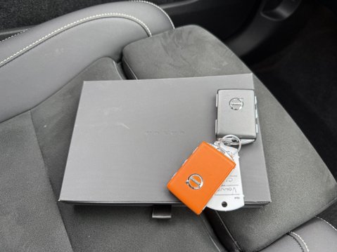 Volvo C40 Twin Recharge 78kWh Ultimate SUV 5dr Electric Auto AWD (408 ps) 44