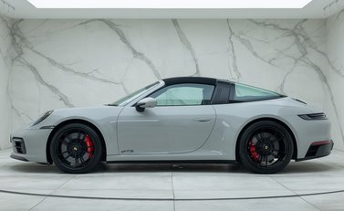 Porsche 911 Targa 4 GTS (992) 4