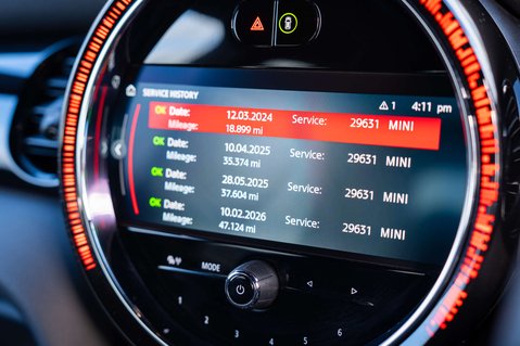 Mini Hatch 2.0 Cooper S Sport Auto 3dr 55