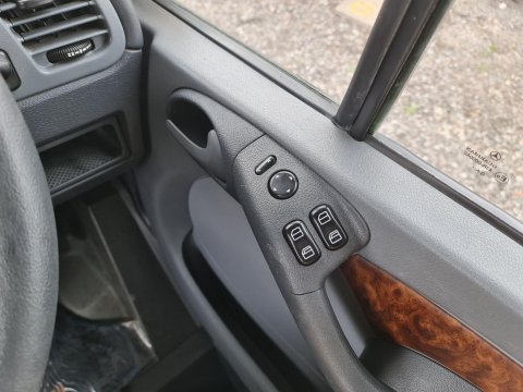 Auto-Trail Mohican Motor Home 21