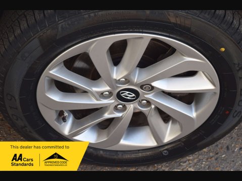 Hyundai TUCSON 1.7 Tucson SE Nav Blue Drive 2WD CRDi 5dr 22