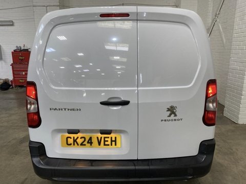 Peugeot Partner BLUEHDI PROFESSIONAL PREMIUM PLUS L1 6