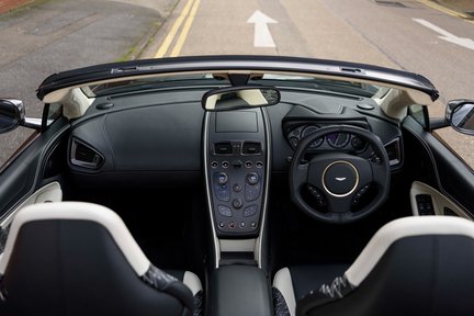 Aston Martin Vanquish Zagato Volante 20