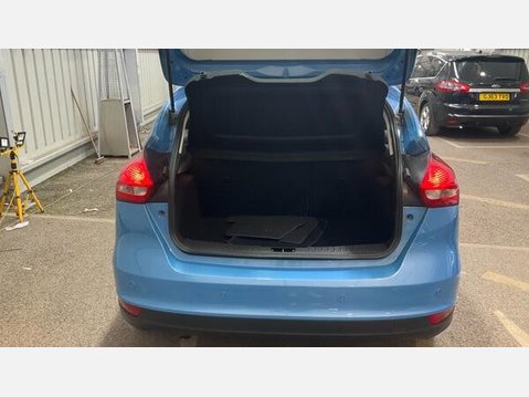 Ford Focus 1.0T EcoBoost Titanium Euro 6 (s/s) 5dr 8