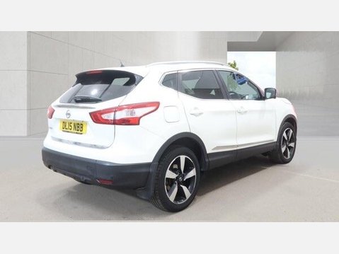Nissan Qashqai 1.2 DIG-T n-tec+ 2WD Euro 5 (s/s) 5dr 5