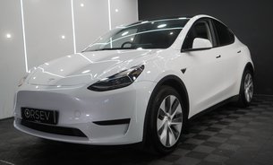 Tesla Model Y RWD Comfort Suspension GROK AI Adaptive LEDs 1Owner VATQ 10