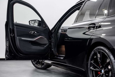 BMW 3 Series 3.0 M340d MHT Touring 5dr Diesel Hybrid Auto xDrive Euro 6 (s/s) (340 ps) 6