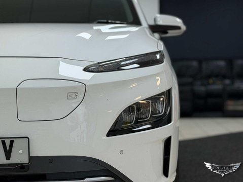 Hyundai KONA 64kWh Premium Auto 5dr (10.5kW Charger) 6