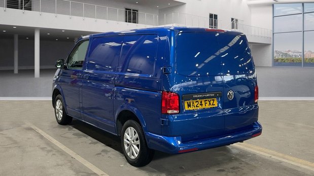 Volkswagen Transporter AUTO SWB L1H1 Low Roof Highline T28 Air 46