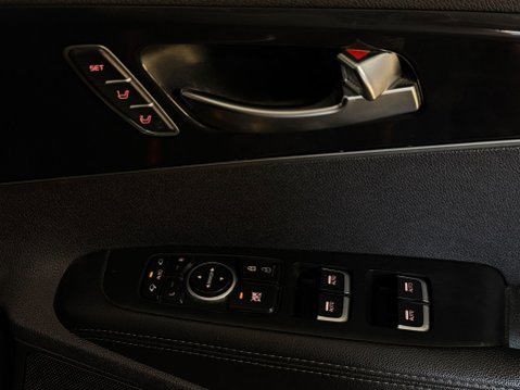 Kia Sorento CRDI KX-4 ISG 24