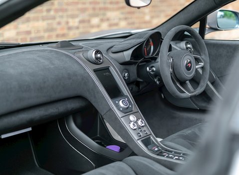 McLaren 675LT Spider 18