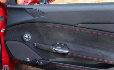 Ferrari 488 GTB 18