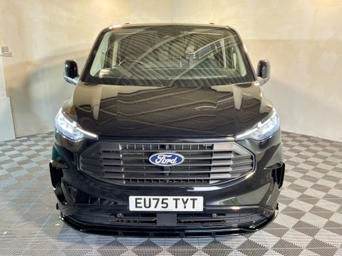 Ford Transit Custom 2.0 320 EcoBlue Limited Auto L1 H1 Euro 6 (s/s) 5dr 3