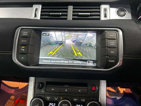 Land Rover Range Rover Evoque 2.2 Range Rover Evoque Dynamic SD4 Auto 4WD 3dr 41