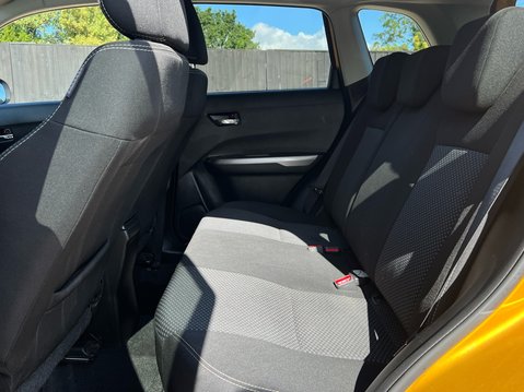 Suzuki Vitara SZ-T 9