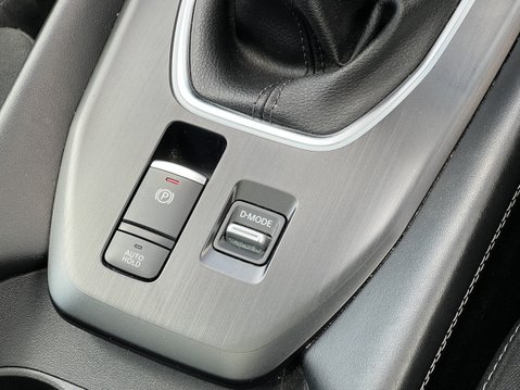 Nissan Qashqai 1.3 DIG-T MHEV N-Connecta SUV 5dr Petrol Hybrid Manual Euro 6 (s/s) (140 ps 31