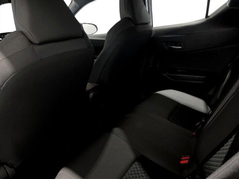 Toyota C-HR 1.8 VVT-h GPF Icon SUV 5dr Petrol Hybrid CVT Euro 6 (s/s) (122 ps) 20