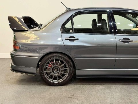 Mitsubishi Lancer 2.0 EVO VIII MR FQ-320 Saloon 4dr Petrol Manual (258 g/km, 326 bhp) 19