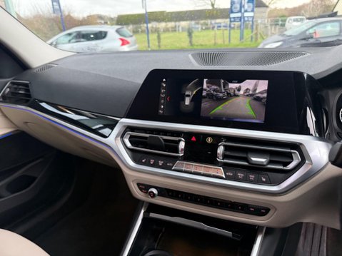 BMW 3 Series 2.0 320d Sport Touring Auto Euro 6 (s/s) 5dr 13