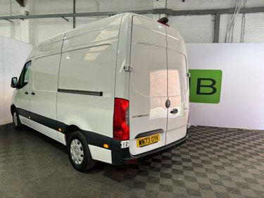Mercedes-Benz Sprinter 2.0 Sprinter 315 Premium CDi MWB 4