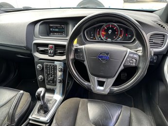 Volvo V40 2.0 D2 R-Design Euro 6 (s/s) 5dr