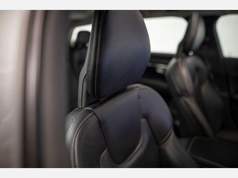 Volvo V90 2.0 D5 PowerPulse Auto AWD Euro 6 (s/s) 5dr 32