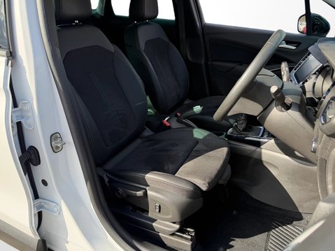 Vauxhall Crossland 1.2 Turbo Ultimate 5dr 18