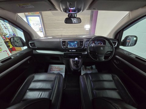 Peugeot Traveller 2.0 BlueHDi Allure Standard MPV MWB Euro 6 (s/s) 5dr (SNav) 3