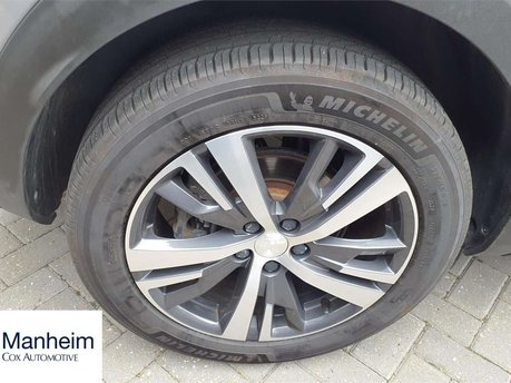 Peugeot 3008 1.2 PureTech Allure SUV 5dr Petrol EAT Euro 6 (s/s) (130 ps) 4