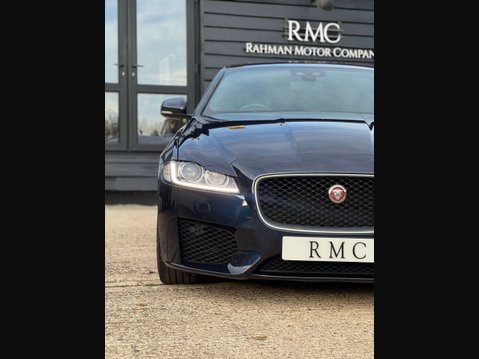 Jaguar XF 3.0d V6 S Saloon 4dr Diesel Auto Euro 6 (s/s) (300 ps) 5