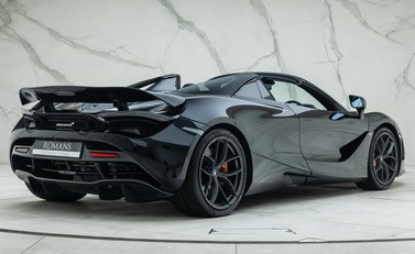 McLaren 720S Spider 9