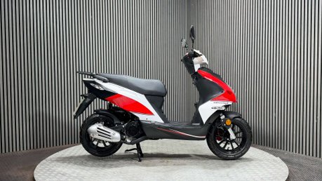 Ajs Firefox 2026 ONLY 269 MILES 1 OWNER MOT 2029 IDEAL LEARNER SCOOTER 125CC 4