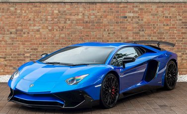 Lamborghini Aventador SV LP 750-4 Coupe 6