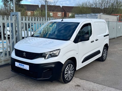 Peugeot Partner 1.5 Partner Professional Premium+ BHDi 33