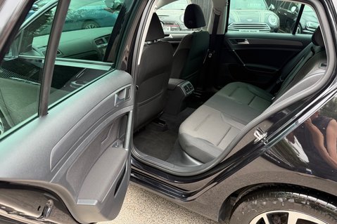 Volkswagen Golf MATCH EDITION TSI EVO - CAMERA - APPLE CAR PLAY -HEATED WINDSCREEN  26