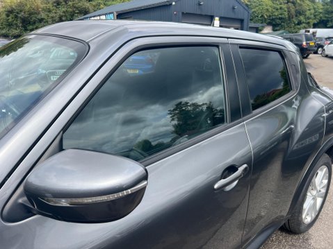 Nissan Juke 1.6 N-Connecta XTRON Euro 6 5dr 15