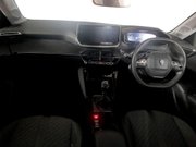Peugeot 208 1.2 PureTech Allure Hatchback 5dr Petrol Manual Euro 6 (s/s) (100 ps) Air C 18