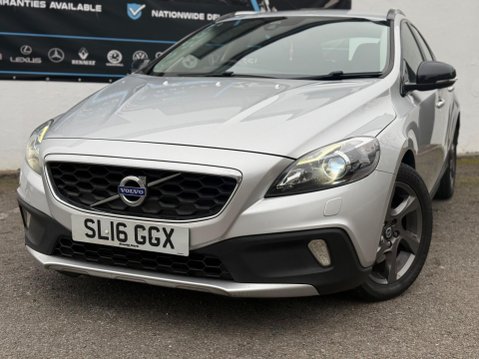 Volvo V40 2.0 D2 Lux Euro 6 (s/s) 5dr 8