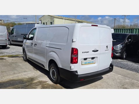 Peugeot Expert POFESSIONAL PREMIUM 1000 L2 H1 1.5 HDI 100ps EU6 4